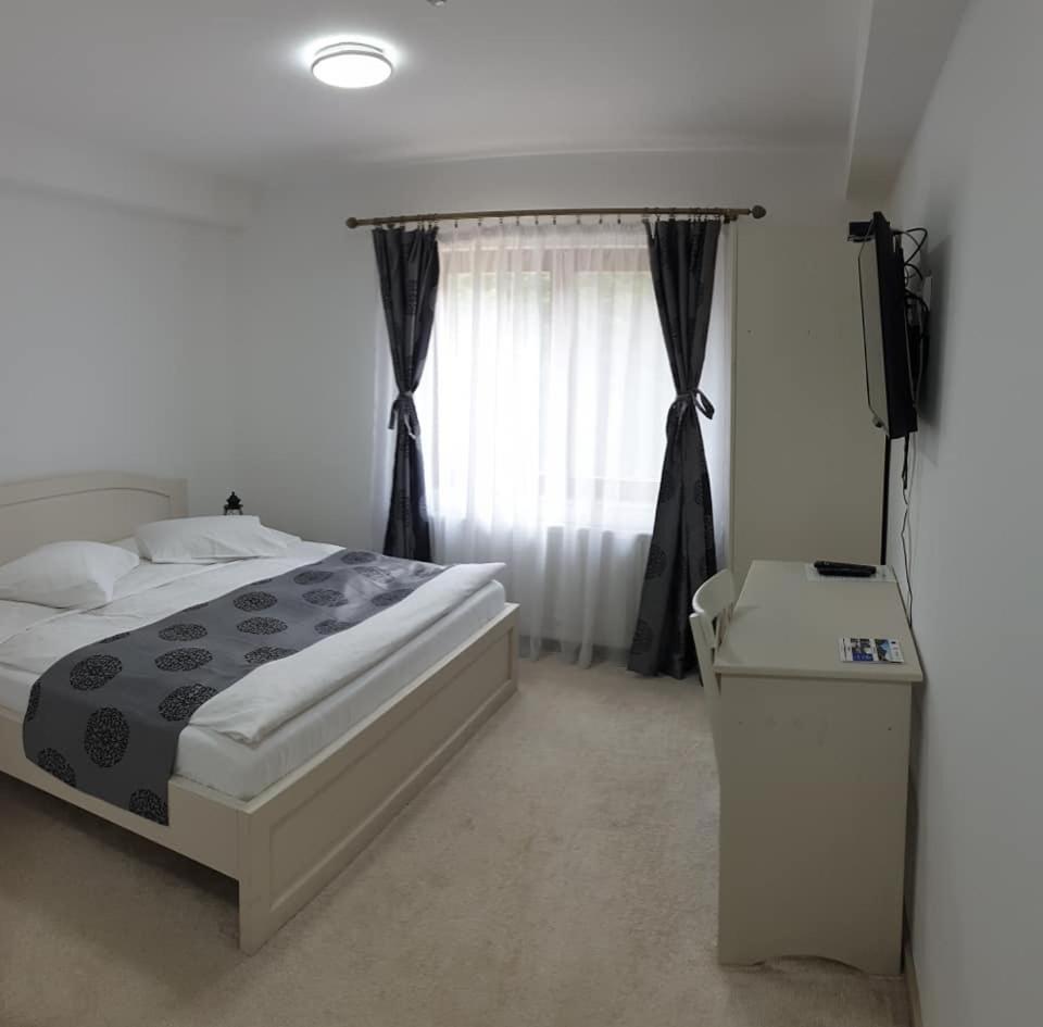 Casuta Din Padure Bed & Breakfast Dragus Exterior foto