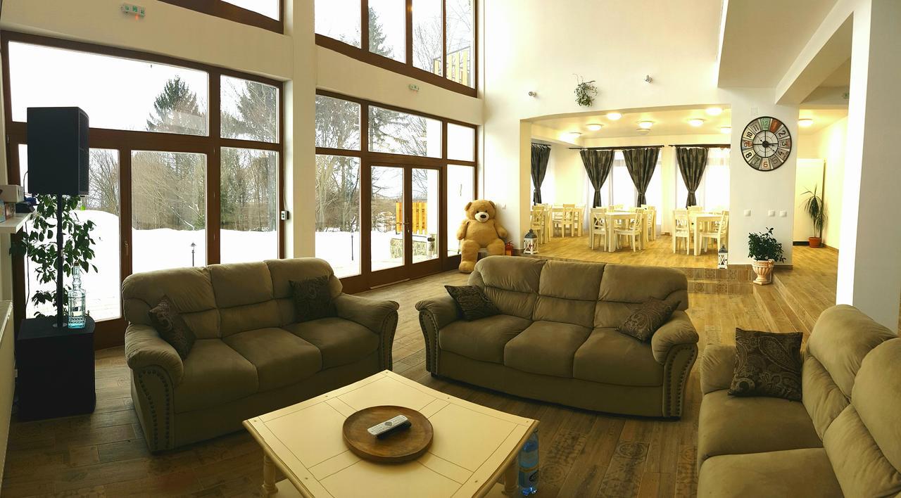 Casuta Din Padure Bed & Breakfast Dragus Exterior foto