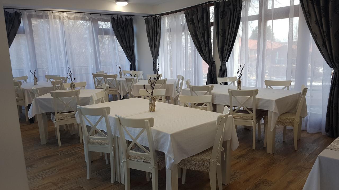 Casuta Din Padure Bed & Breakfast Dragus Exterior foto