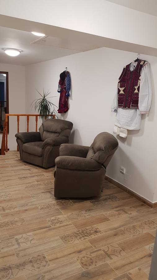 Casuta Din Padure Bed & Breakfast Dragus Exterior foto